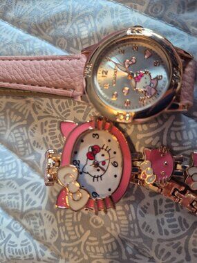 2 hello kitty watches